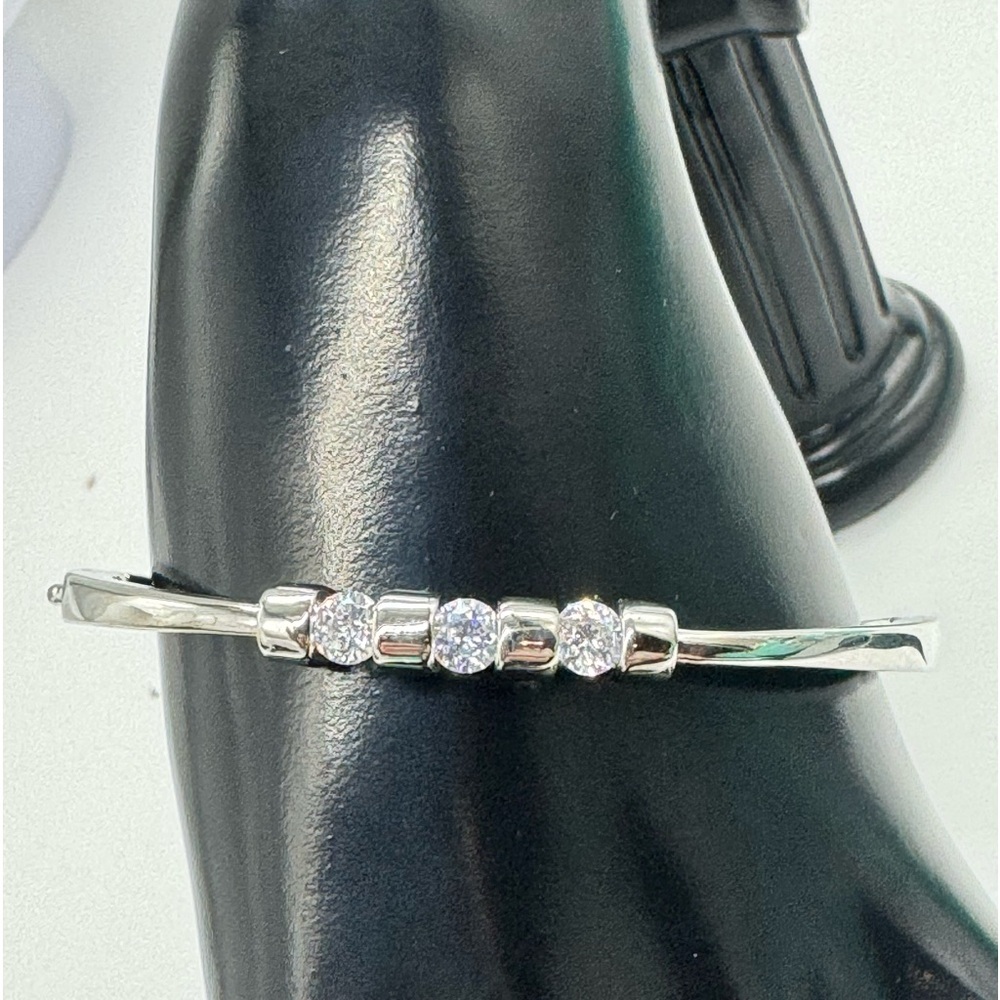 Silver Tone Crystal Hinged Bangle Bracelet Made w Swarovski Crystals